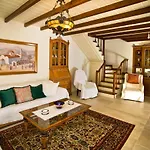 R&g Luxury Villa *